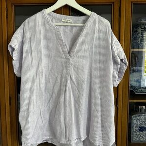 beachlunchlounge Light Striped Blouse